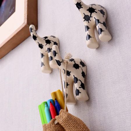 Black White Ceramic Dog Tail Shaped Wall Hooks-3 Pieces