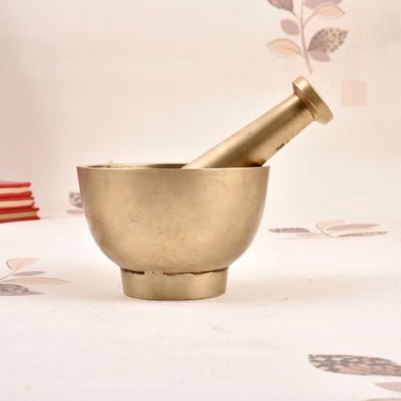 Vintage Decorative Brass Pestle and Mortar for Vintage Decor
