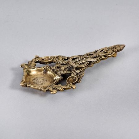 Handmade Indian Vintage Brass Aarti Lamp for Prayer Room