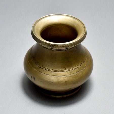 South Indian Decorative Holy Water Pot Made of Finest Brass