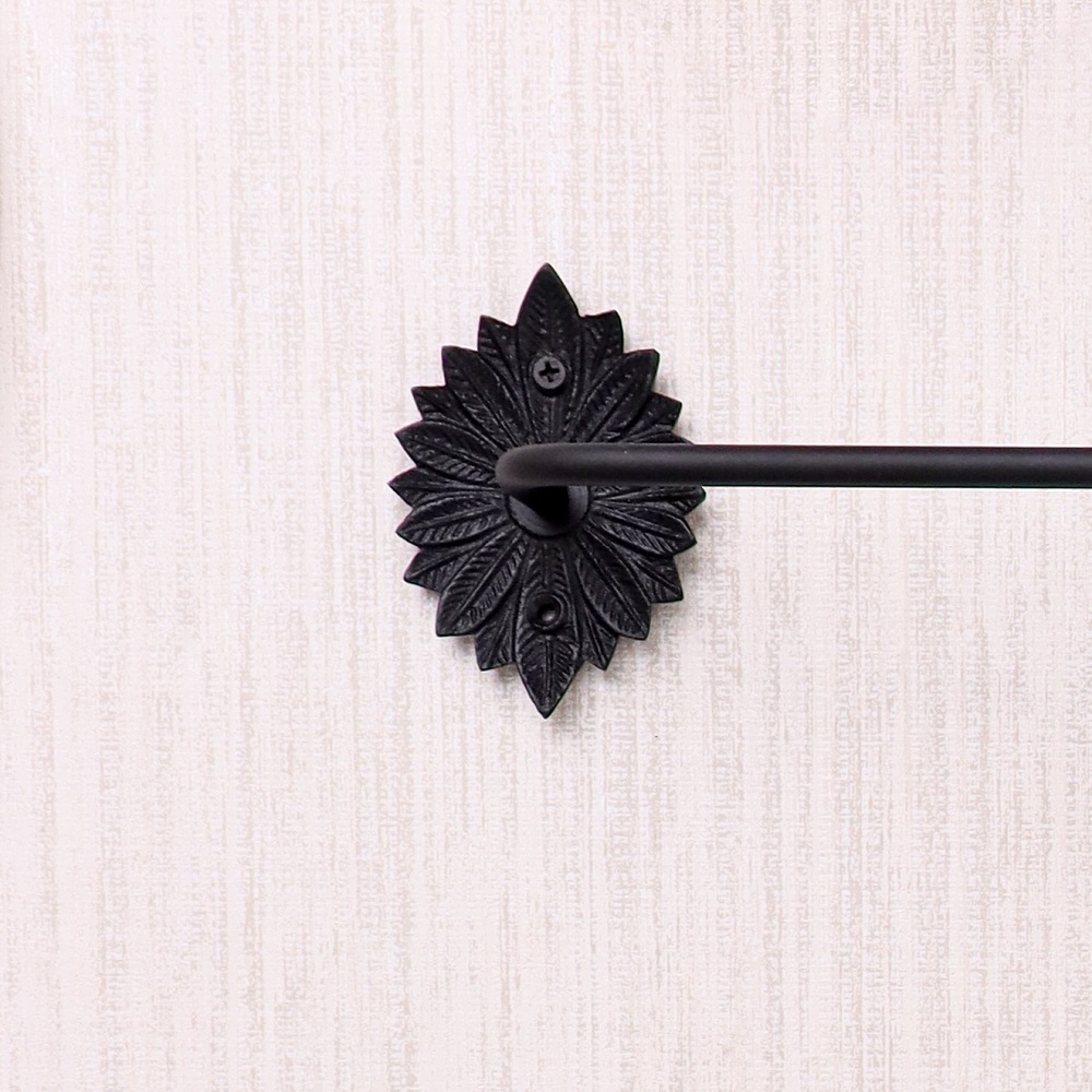 Black Aluminum Wall-Mounted Towel Bar for Bathroom