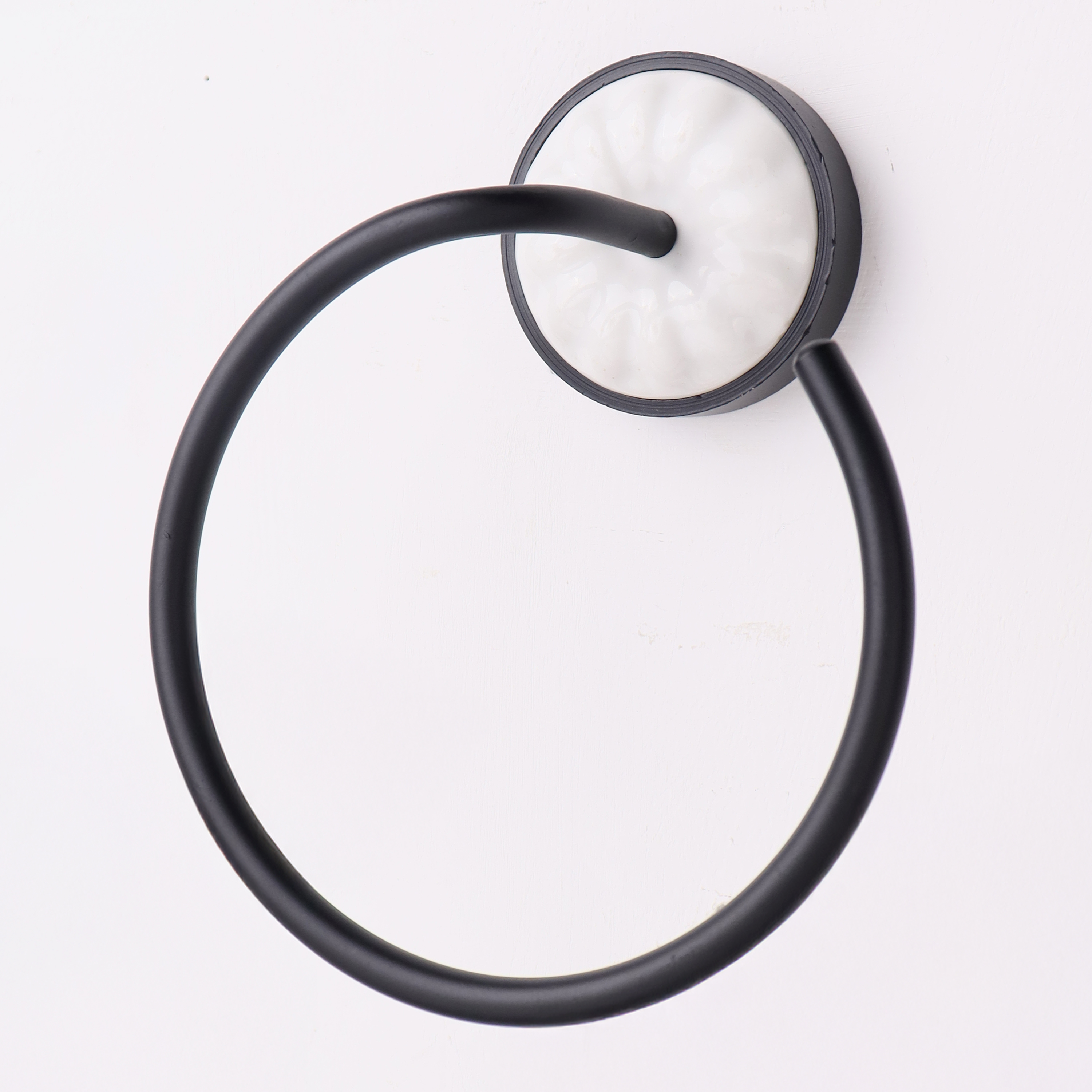 Vintage Black White Aluminum and Ceramic Towel Ring For Bathroom