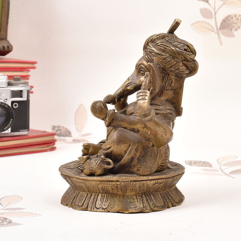 Vintage Antique Brass Lord Ganesha Statue for Decoration
