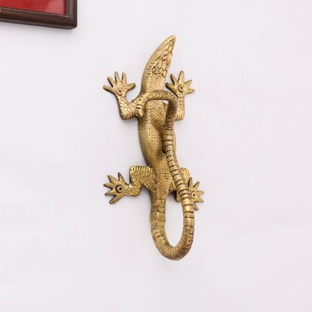Golden Handmade Brass Lizard Wall Hook