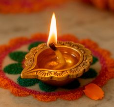 Brass Bud Shaped Decorative Border Oil Lamp Diya