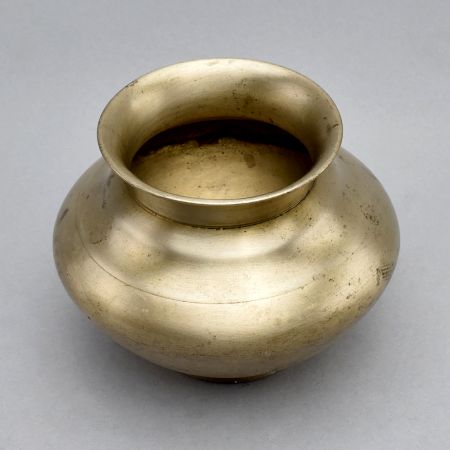 Elegant Vintage Brass Holy Water Pot for Rituals and Decor
