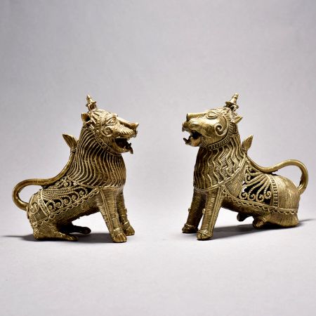 Sitting Tribal Lion Pair with Jali Design
