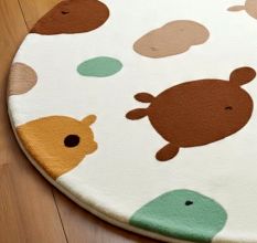 Handtufted Playful Critter Round Wool Rug