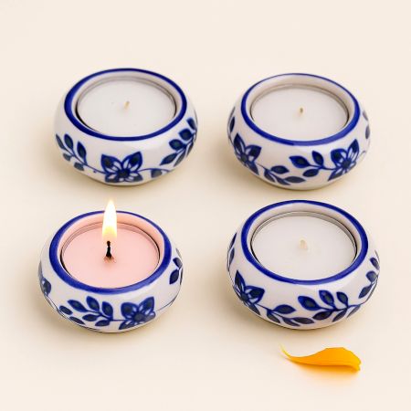 Decorative Modern Ceramic Tea Light Holders in Set of 4