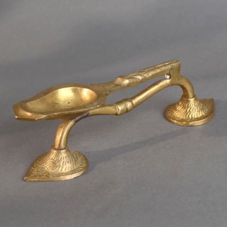 Handcrafted Brass Aarti Oil Lamp with Decorative Handle