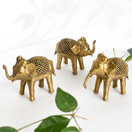 Elegant Brass Elephant for Decor in Set of 3