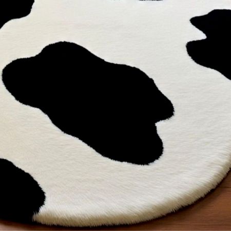 Handtufted Cow Print Cozy Wool Rug