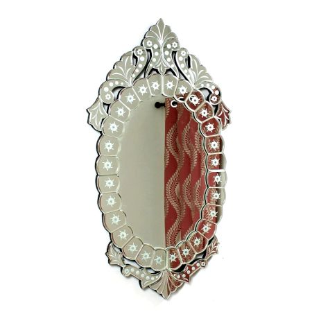 Scalloped Star Oval Mirror