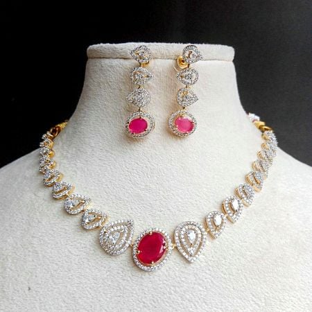Handcrafted Garnet Emerald Necklace Jewellery Set