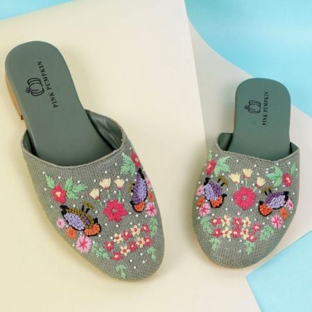 Vibrant Embroidered Mules for Casual Bohemian Style