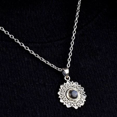 Semi Precious Decorative 92.Sterling Pendant Jewelry