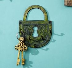 Bronze Decor Hooks Padlock Key Hooks with Patina