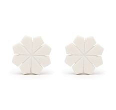 Stone Flower Shaped White Drawer Knob-1 Piece