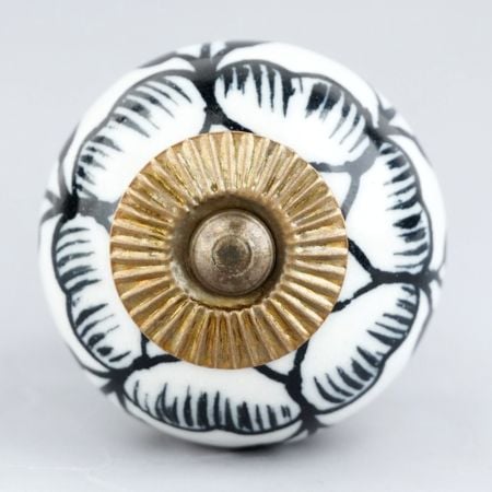 Black Buttercup Knob