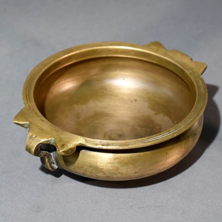 Decorative Brass Urli for Festive Home Styling