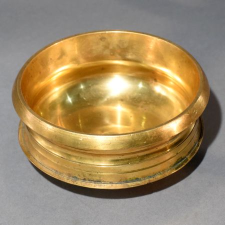 Himalayan Vintage Brass Urli for Flower Decoration