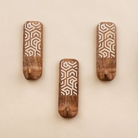 3 Pieces Brown And White Decorative Wooden Adhesive Wall Hooks