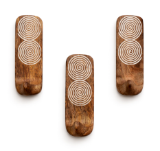 3 Pieces Spiral Design Wooden Adhesive Wall Hooks