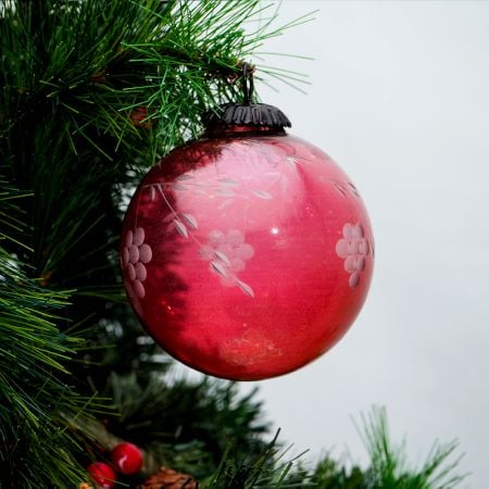 Red Decorative Glass Hanging Ornament with grape clusters and leaves