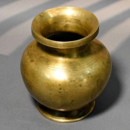 Handcrafted Brass Traditional Kalash Wide Rim Design