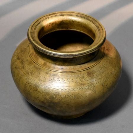 Handcrafted Brass Wide Mouth Engraved Kalash Vessel