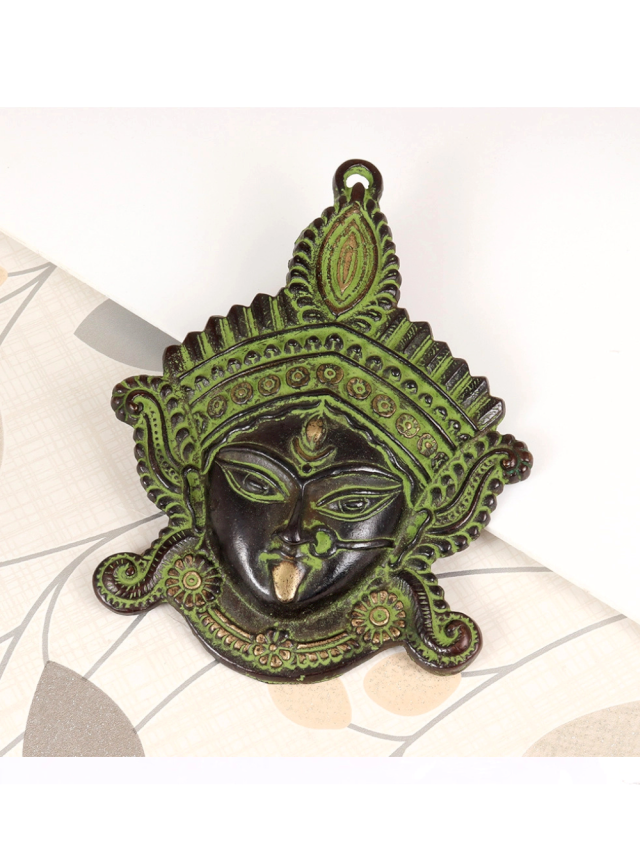 Metal Wall Art : Crafted Elegance