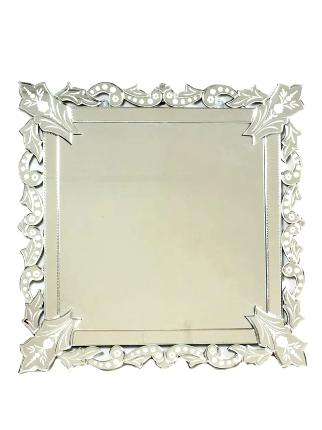 The Timeless Charm of Venetian Mirrors