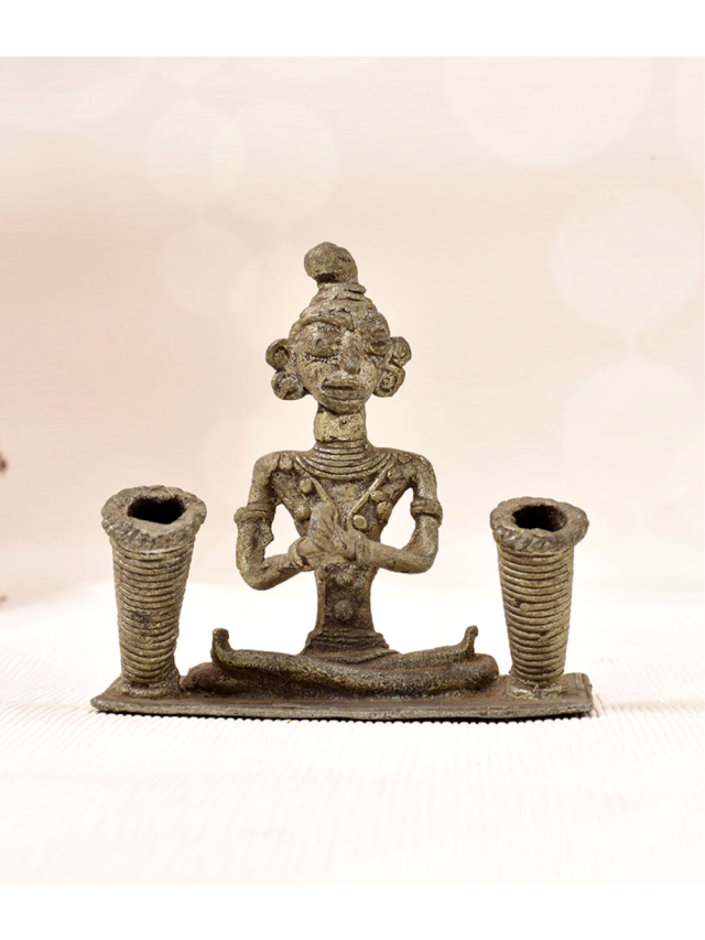 Incense Holder Shapes Atmosphere With Serenity And Grace