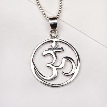 BEAUTIFUL TRANQUIL SMALL OM SYMBOL STERLING SILVER 925 NECKLACE 16 INCHES~BLN-H